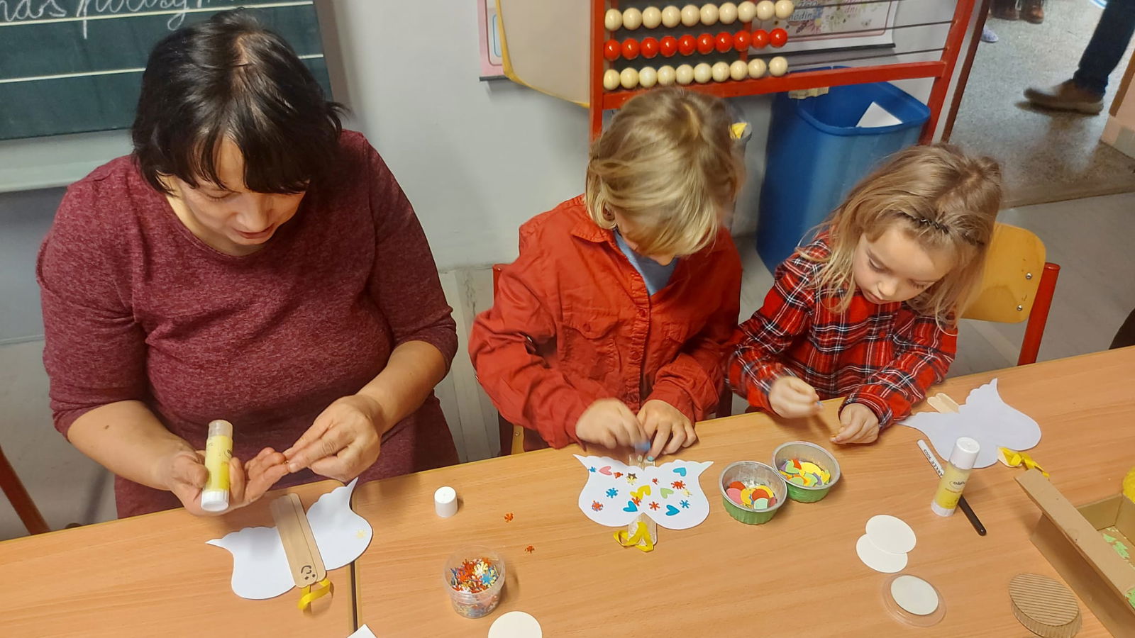 f8e66ece-9246-4bf6-8c0e-02c8cfa508cf